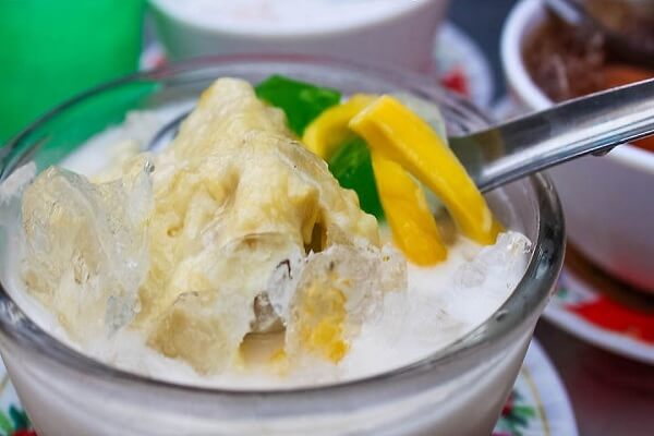 Cách nấu chè thập cẩm kiểu Thái sầu riêng, mít, chuối, bơ....