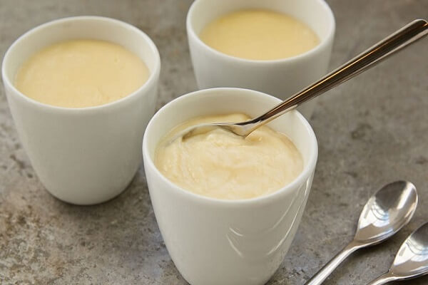 Cách làm Pudding bằng trứng gà & sữa tươi ngon như ngoài hàng quán
