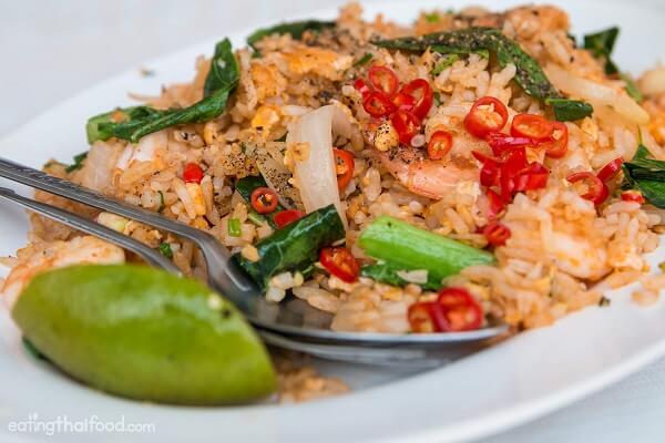 Cách Làm Cơm Chiên Hải Sản Thái Lan Ngon Tại Nhà - Ẩm Thực Thái