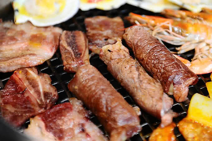 Món sườn nướng Hàn Quốc ngon đúng chuẩn Hàn
