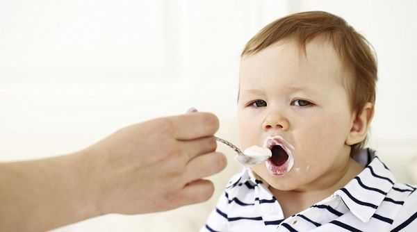 Mẹ nên cho bé ăn sữa chua thường xuyên hơn - 10 tác dụng của Ăn sữa chua mỗi ngày, thời điểm ăn sữa chua đúng cách (sáng trưa chiều) giúp giảm cân, đẹp da