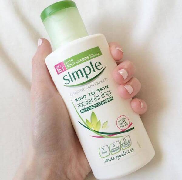 Vậy Simple Kind to Skin dưỡng ẩm có tốt không?
