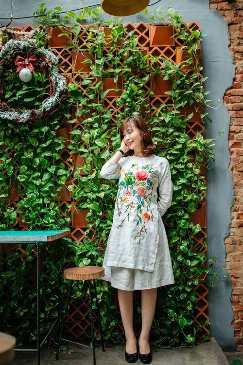 Váy Xòe kết hợp với Áo Dài Cách Tân đã từng “làm mưa làm gió” Việt Nam