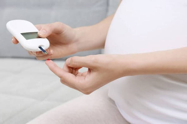 Xét nghiệm tiểu đường thai kỳ khi nào, tiểu đường thai kỳ có nguy hiểm không, có sinh thường được không?