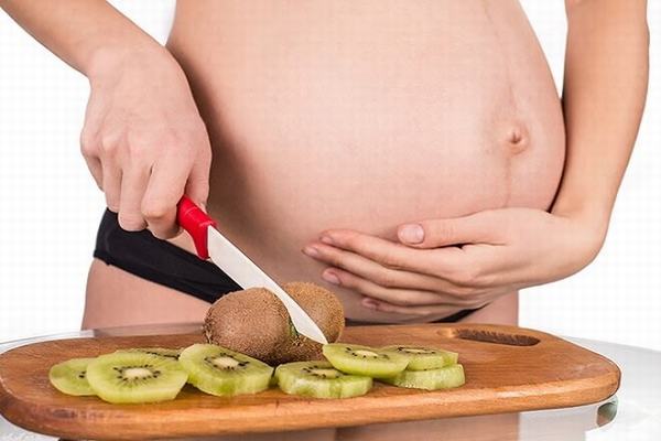 Chế độ dinh dưỡng cho bà bầu trong 3 tháng giữa thai kỳ 3