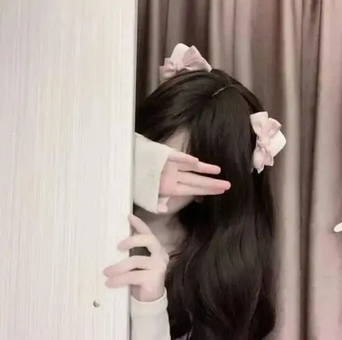 115 Ảnh Avatar Ảnh Gái Xinh Che Mặt vibe bí ẩn lạnh lùng nhưng đầy dịu dàng cuốn hút